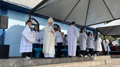 Fiéis participam da Missa das 10h na 63ª Festa do Bom Jesus em Campo Mendes